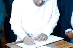 SL-President-in-Canberra-sigining2-1